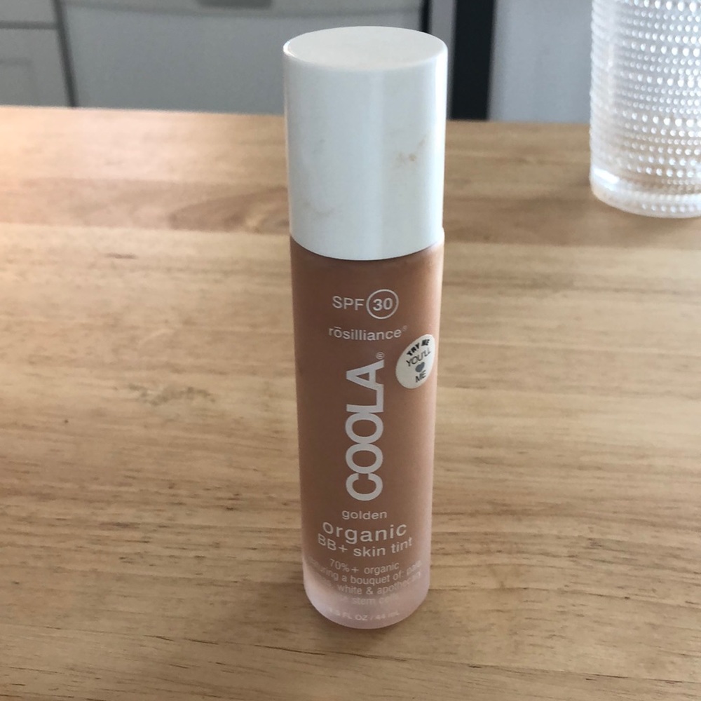 Coola Golden  Organic skin tint
